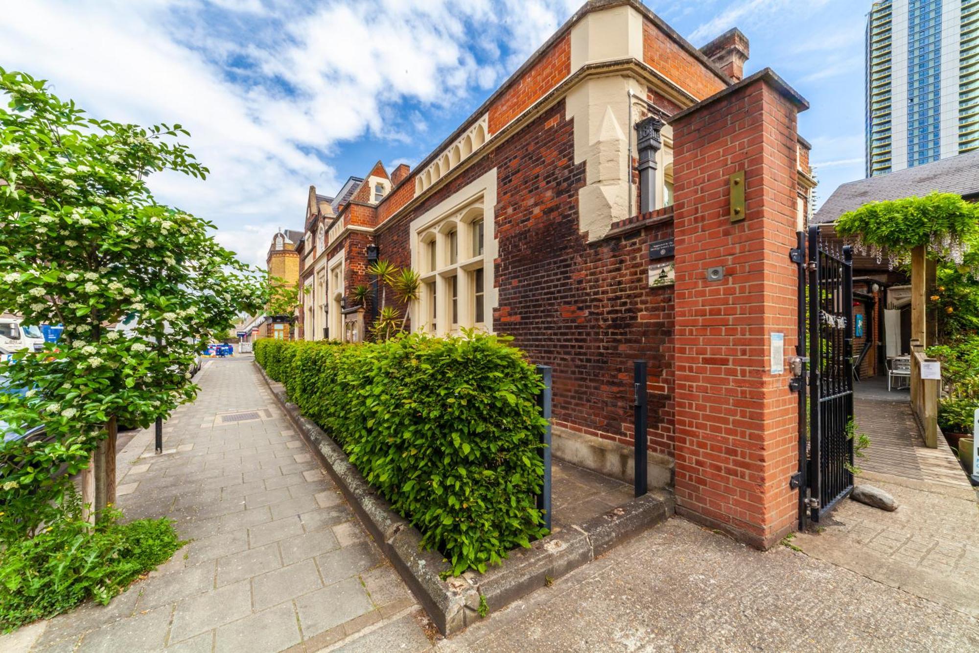 Lotus Guesthouse 런던 외부 사진